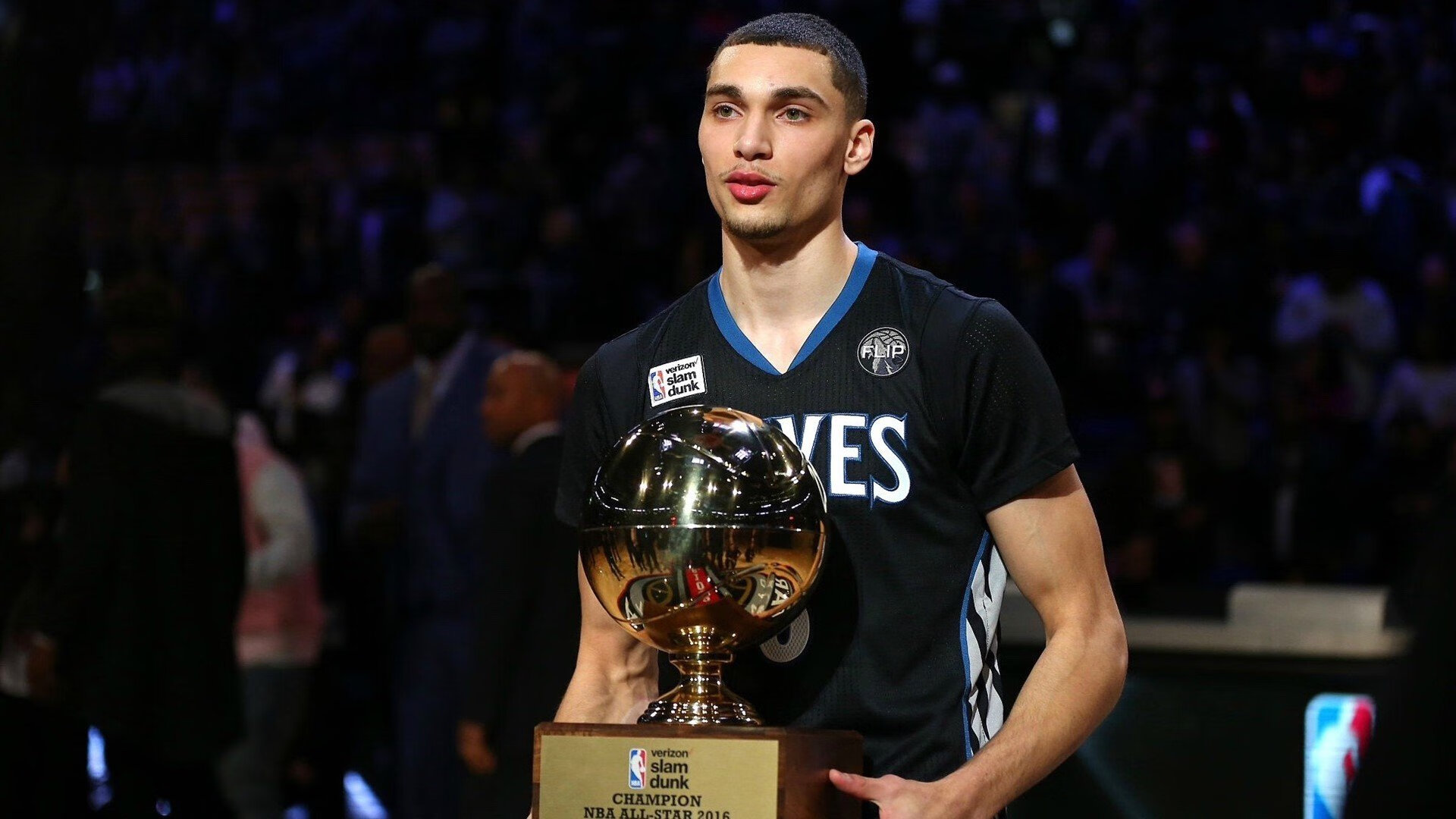 从巴黎到圣地亚哥，卡瓦哈尔如何以唯一性接管美加墨世界杯